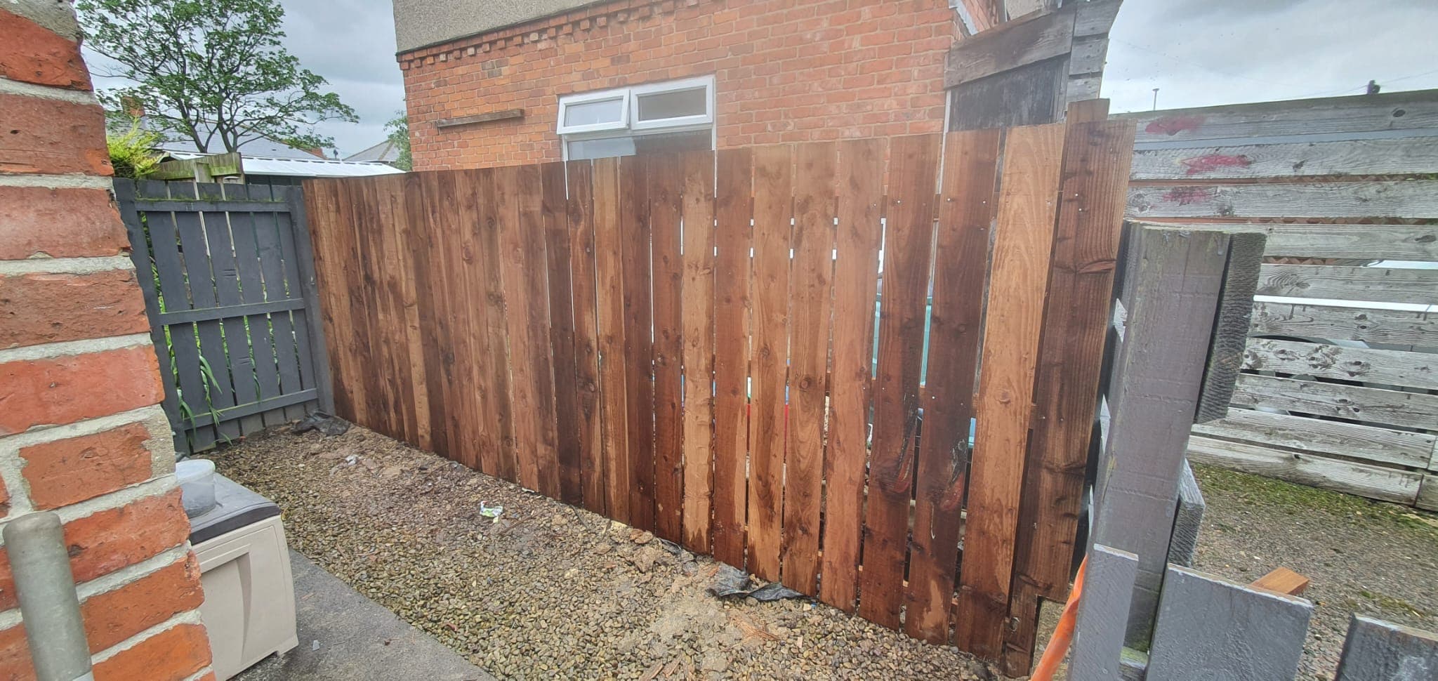 A Fencing Job Image By M&T Maintenance